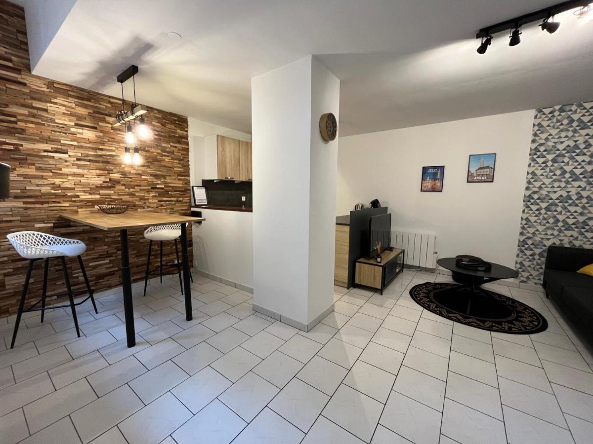 Superbe Appartement En Centre Ville D'Arras Exterior foto
